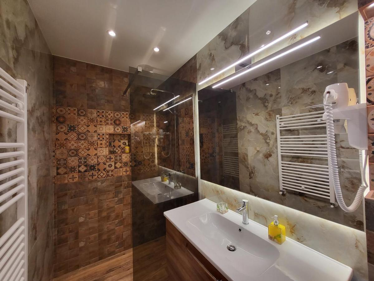 Grozavesti Luxury Apartment With 2 Rooms Boekarest Buitenkant foto